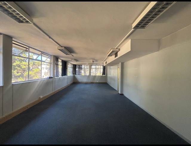 190M² OFFICE TO LET IN WESTVILLE
